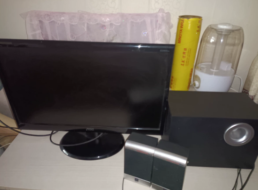 电脑一整套，七成新